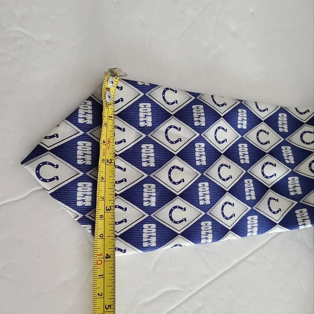 NFL Indianapolis Colts mens tie blue /white horse shoe logo silk